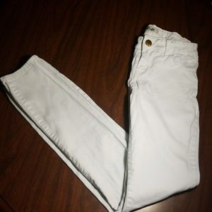 Refuge White Skinnies